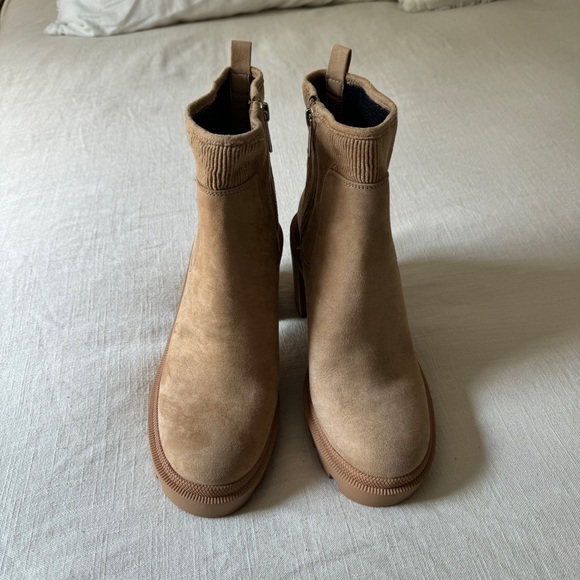 JLO Emalee Bootie - Picture 3 of 8